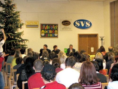 6. prosince 2006&nbsp;se zúčastnilo šest našich žáků pod&nbsp;vedením Mgr. Kateřiny Průšové tradiční přírodovědné soutěže LITVÍNOVSKÝ CHOROŠ 2006&nbsp;ve Schole Humanitas v&nbsp;Litvínově.
foto: Kateřina Průšová