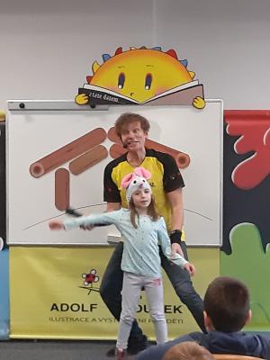 První úlovek v podobě myšky.